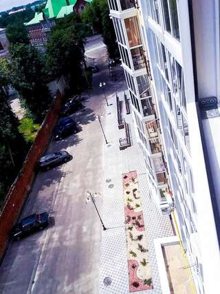Апартаменты Новострой, с выходом на крышу, МАНСАРДА, центр Полтава Апартаменты с 1 спальней-19