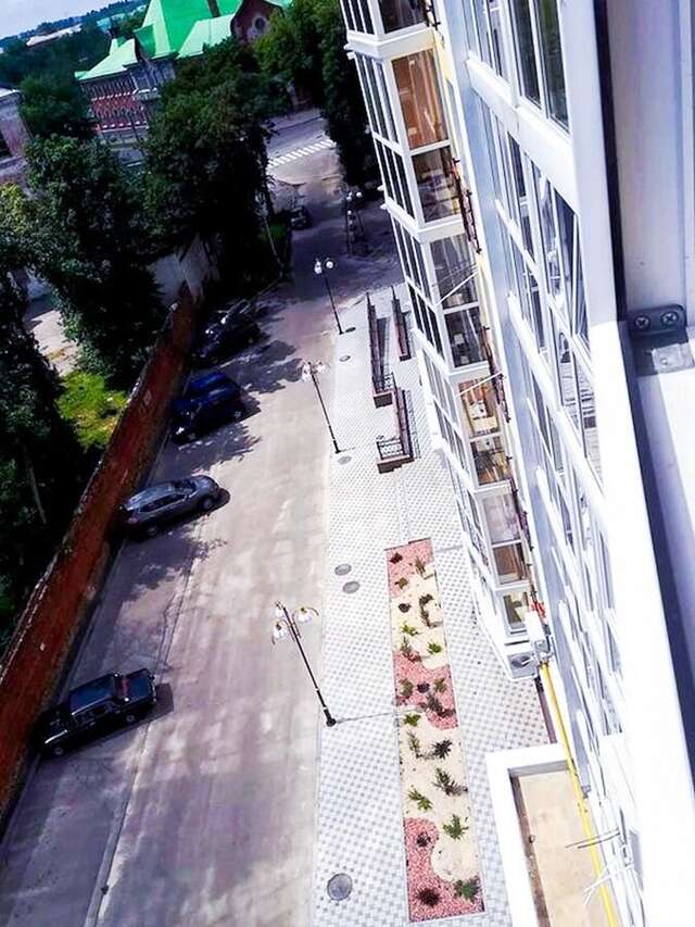 Апартаменты Новострой, с выходом на крышу, МАНСАРДА, центр Полтава-21